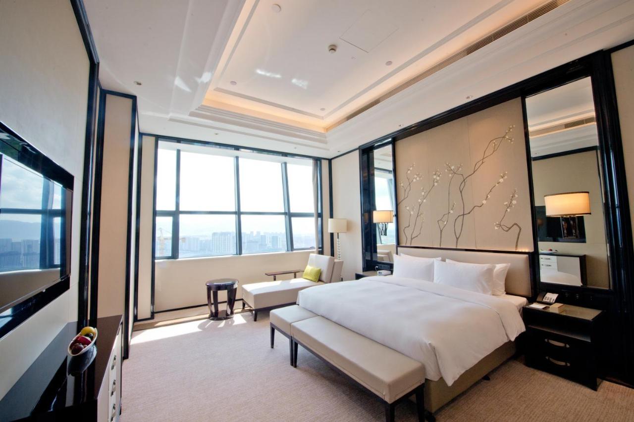 Howard Johnson Plaza Ningbo Exterior photo