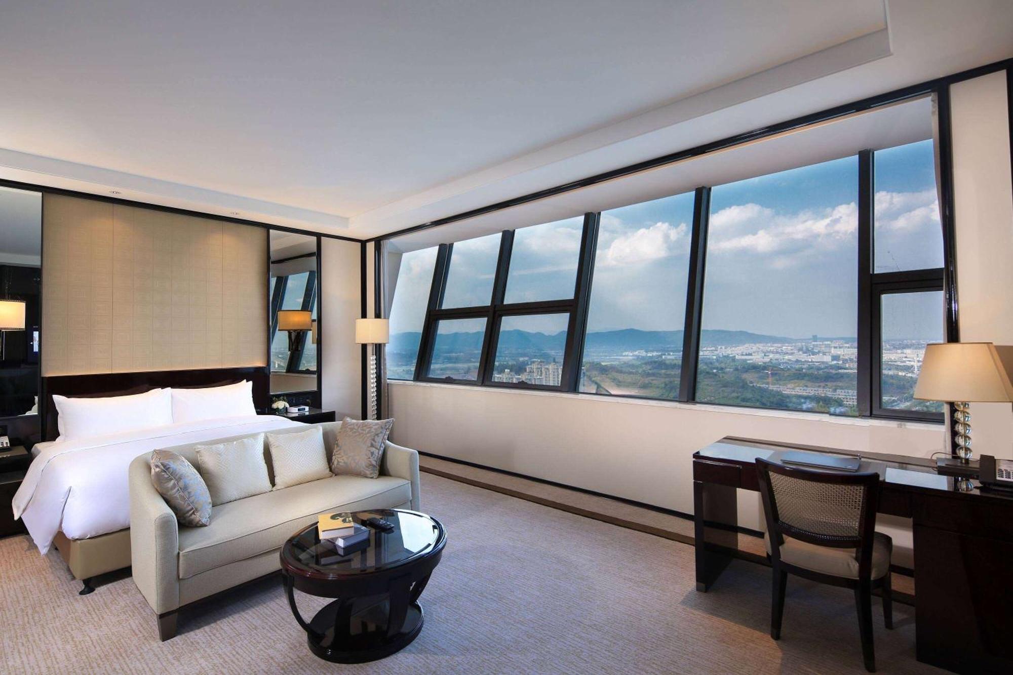 Howard Johnson Plaza Ningbo Exterior photo
